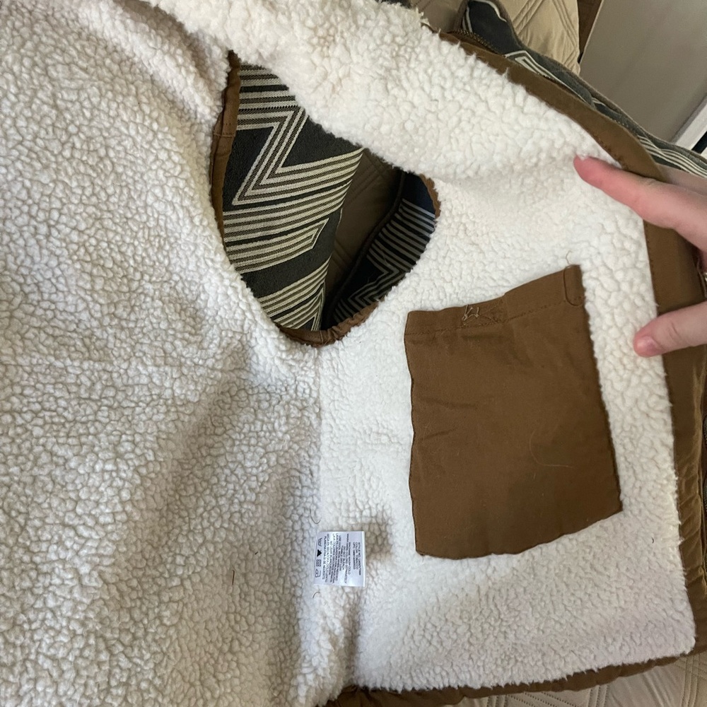 Lee Sherpa Vest